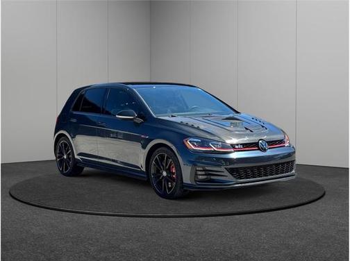 2021 Volkswagen Golf GTI 2.0T SE DSG