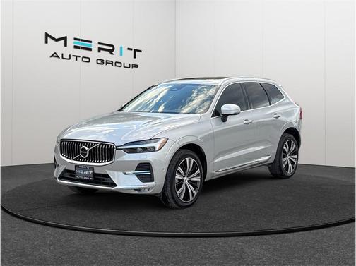 Silver Dawn Metallic 2023 Volvo XC60 B5 Plus Bright Theme