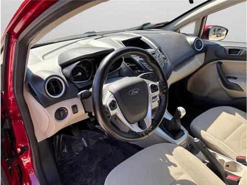 2017 Ford Fiesta SE