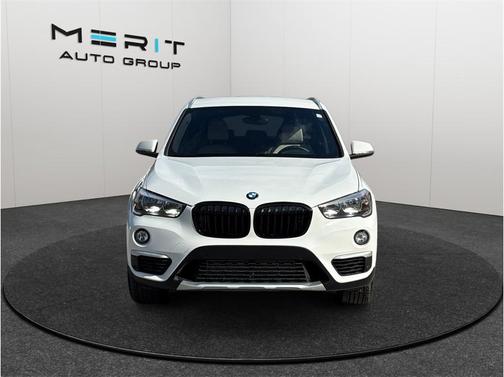 Alpine White 2018 BMW X1 sDrive28i