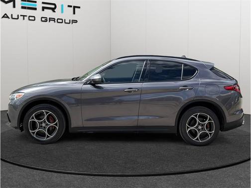 Vesuvio Gray Metallic 2018 Alfa Romeo Stelvio Sport