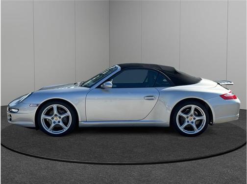2005 Porsche 911 Carrera Cabriolet