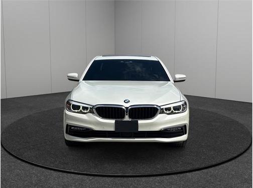 2018 BMW 540 540i Sedan 4D