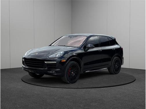 2016 Porsche Cayenne GTS