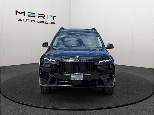 Black 2023 BMW X7 xDrive40i