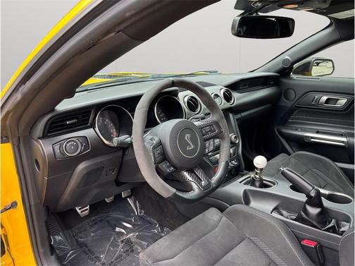 TRIPLE YELLOW TRI-COAT 2017 Ford Shelby GT350 Base