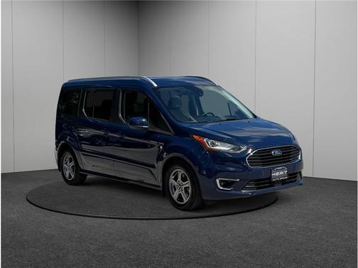 2020 Ford Transit Connect Titanium w/Rear Liftgate