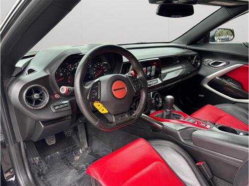 2017 Chevrolet Camaro 2LT