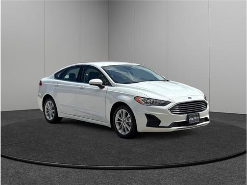 2020 Ford Fusion Hybrid SE