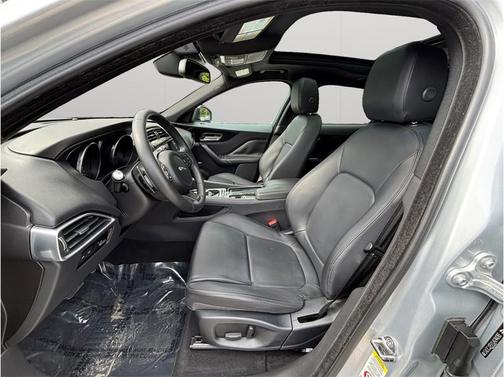 2018 Jaguar F-PACE S
