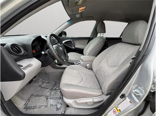2009 Toyota RAV4 Sport