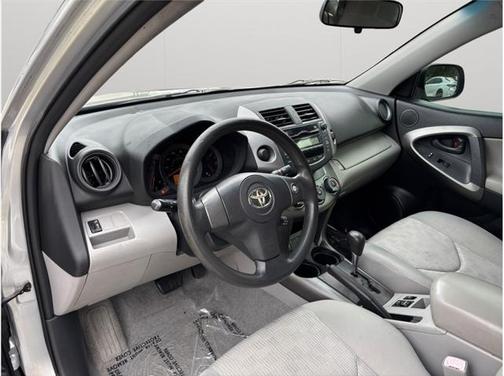 2009 Toyota RAV4 Sport