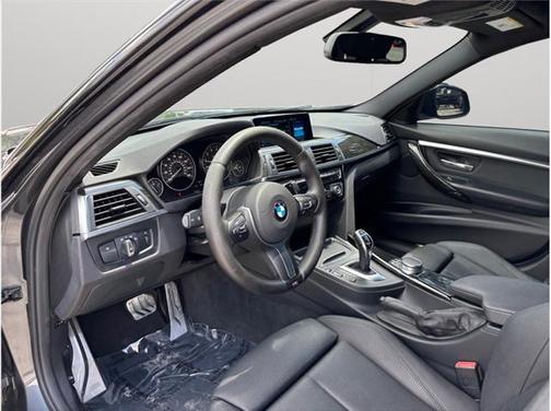 2017 BMW 330 330i Sedan 4D