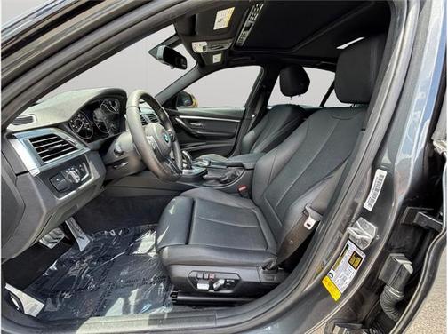 2017 BMW 330 330i Sedan 4D