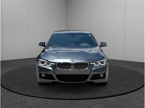 2017 BMW 330 330i Sedan 4D