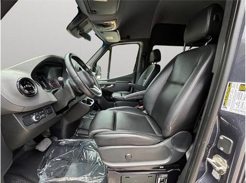 2020 Mercedes-Benz Sprinter 1500 Standard Roof I4