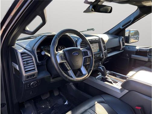 2017 Ford F-150 Platinum