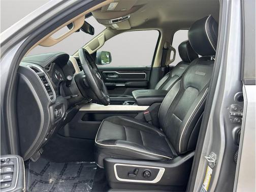 Billet Silver Metallic Clearcoat 2020 RAM 1500 Laramie