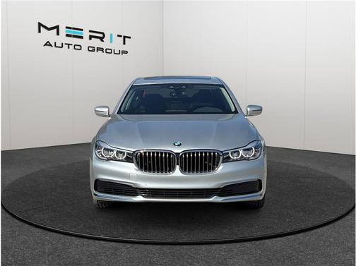 2019 BMW 740 740i Sedan 4D