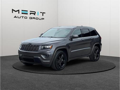 Granite Crystal Metallic Clearcoat 2015 Jeep Grand Cherokee Altitude