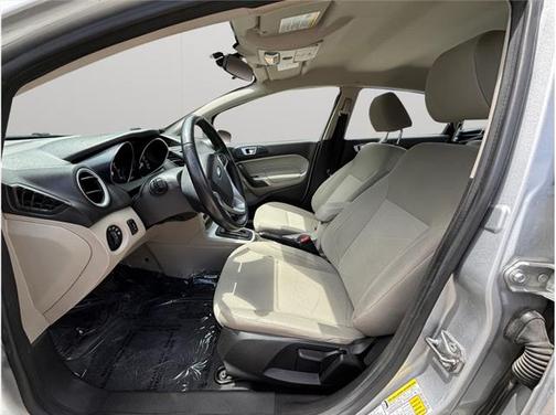 2015 Ford Fiesta SE