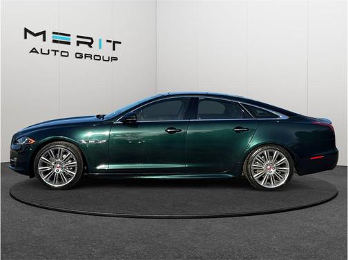 2017 Jaguar XJ XJ R-Sport