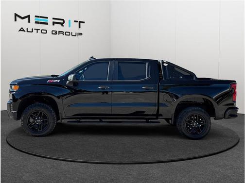 2021 Chevrolet Silverado 1500 Custom Trail Boss