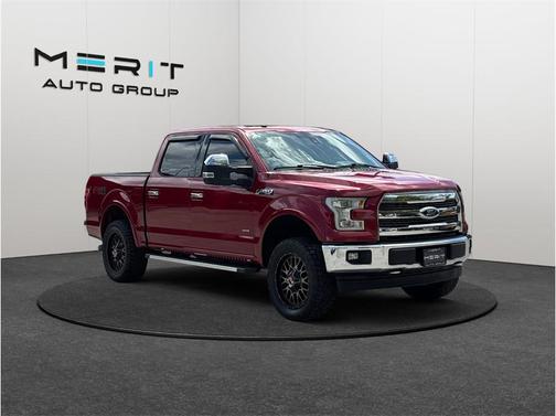 RUBY RED METALLIC TINTED CC 2017 Ford F-150 Lariat