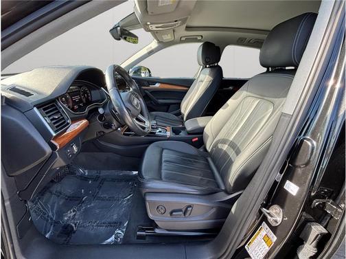 2023 Audi Q5 45 S line Premium Plus