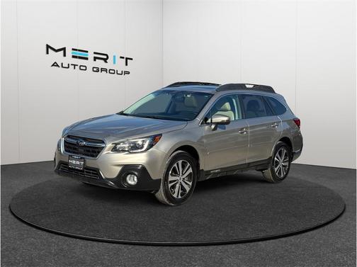 Tungsten Metallic 2019 Subaru Outback 2.5i Limited