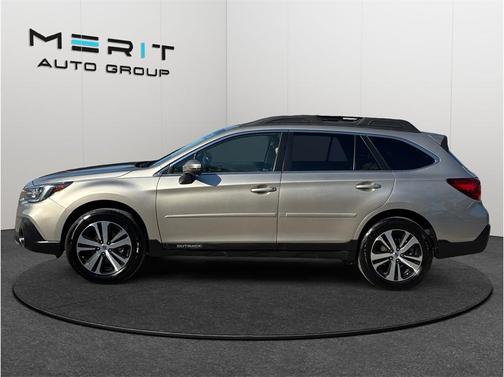 Tungsten Metallic 2019 Subaru Outback 2.5i Limited