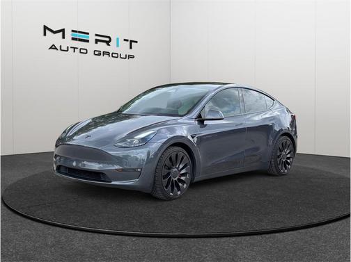 Pearl White Multi-Coat 2023 Tesla Model Y Performance Dual Motor All-Wheel Drive