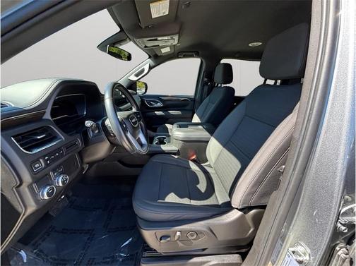 2022 GMC Yukon XL SLE