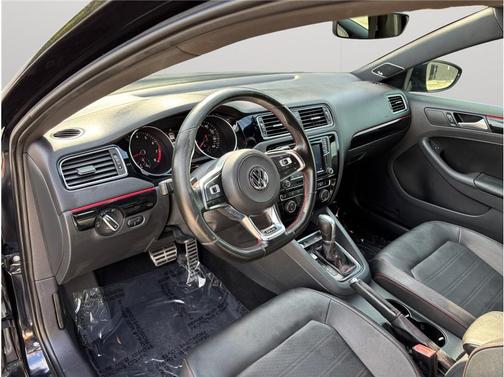 2017 Volkswagen Jetta GLI