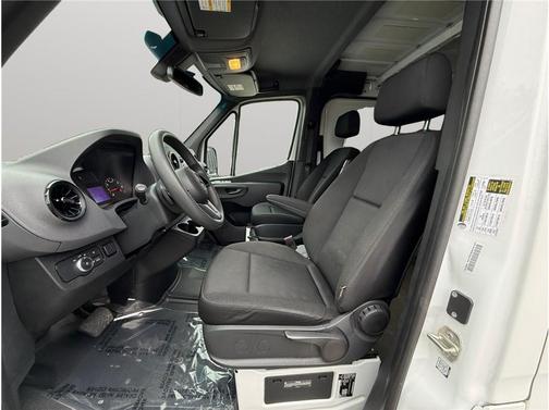 2020 Mercedes-Benz Sprinter 1500 Standard Roof I4