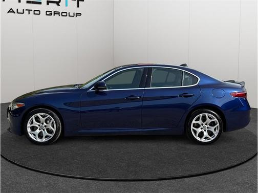 Montecarlo Blue Metallic 2020 Alfa Romeo Giulia Ti