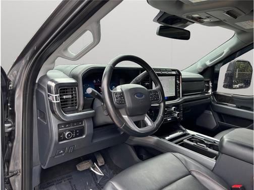 2023 Ford F-350 Lariat