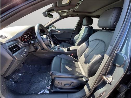 2017 Audi A4 2.0T Prestige