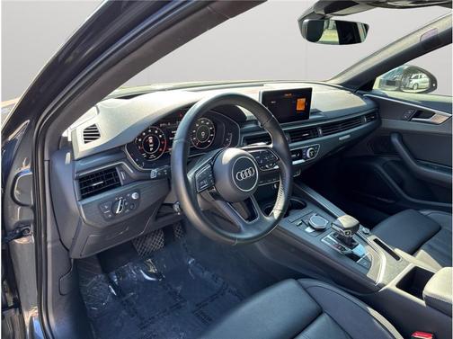 2017 Audi A4 2.0T Prestige