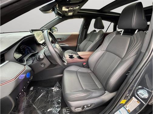 Coastal Gray Metallic 2022 Toyota Venza Limited