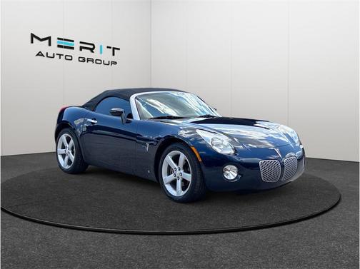 Deep (Dark Blue Metallic) 2007 Pontiac Solstice Convertible 2D