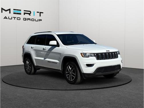 2018 Jeep Grand Cherokee Laredo E