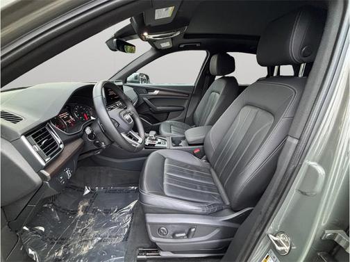 2023 Audi Q5 45 S line Premium