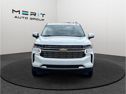 Summit White 2021 Chevrolet Suburban Premier