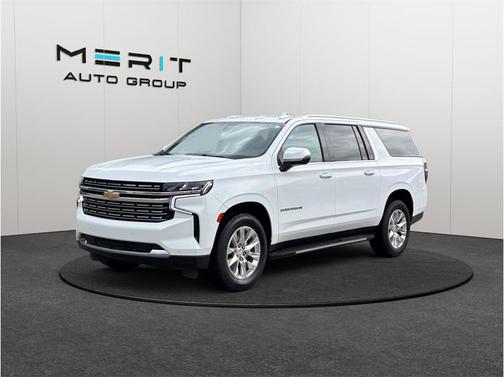 Summit White 2021 Chevrolet Suburban Premier