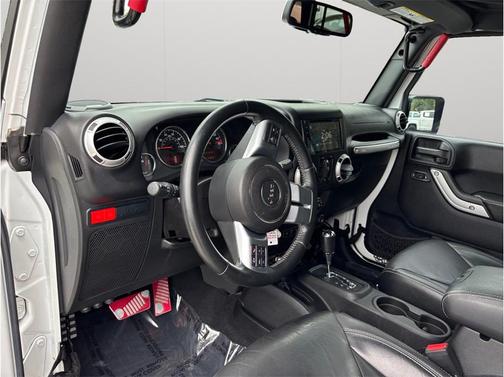 Bright White Clearcoat 2016 Jeep Wrangler Unlimited Rubicon