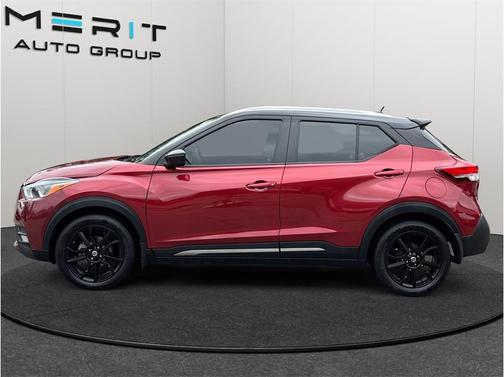 2020 Nissan Kicks SR