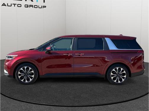 2023 Kia Carnival EX