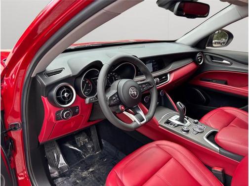 2021 Alfa Romeo Stelvio Ti Sport