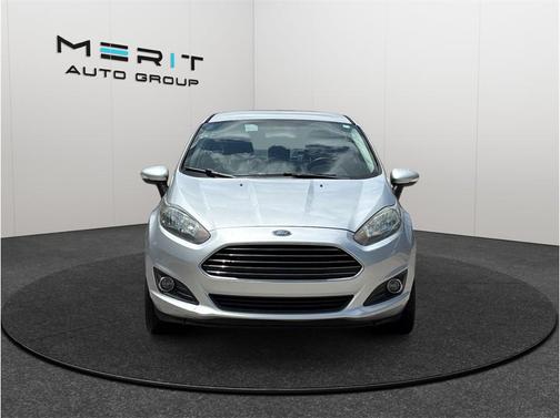 INGOT SILVER METALLIC 2015 Ford Fiesta SE